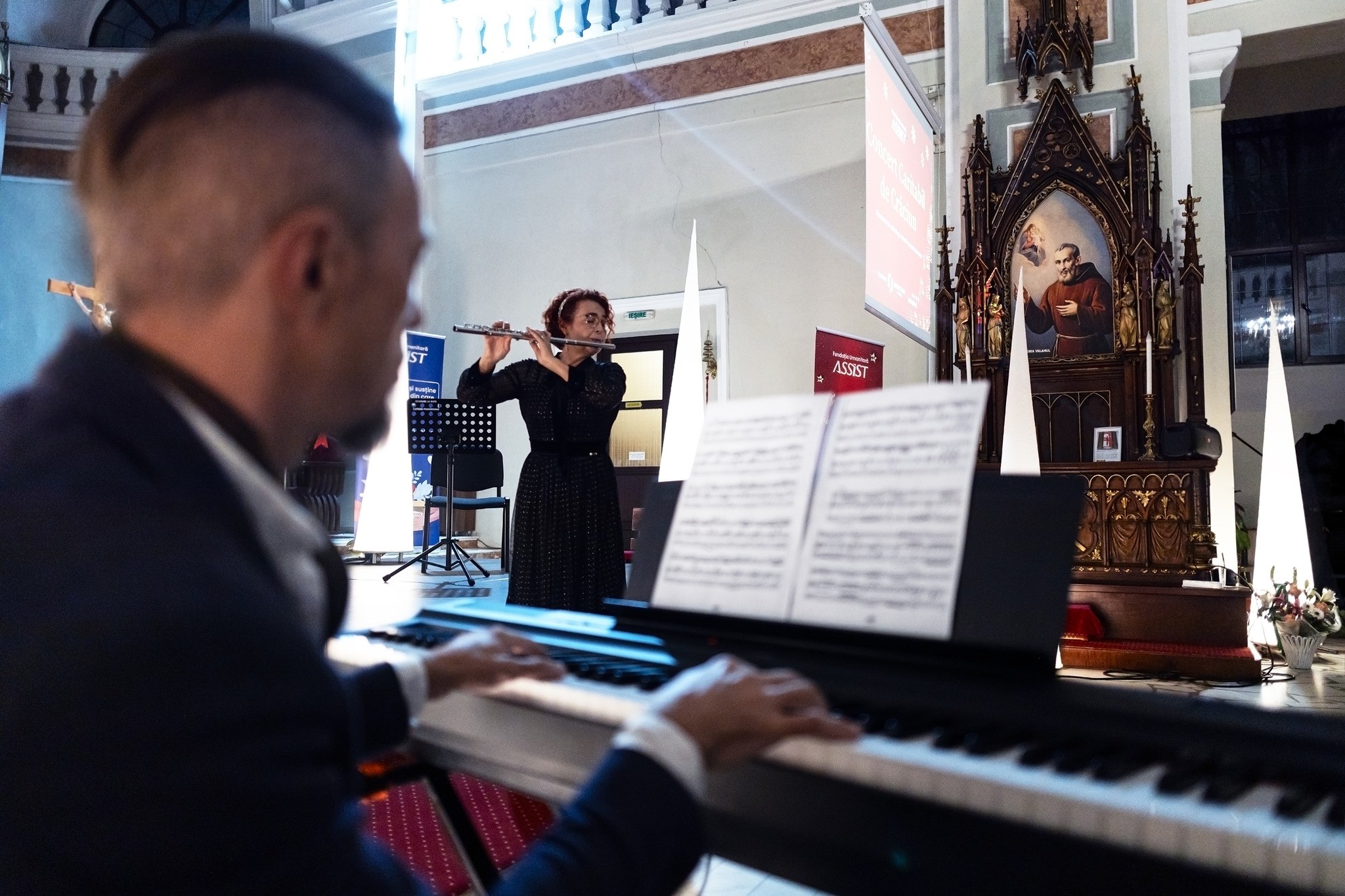 Strangere_de_fonduri_pentru_renovarea_salii_de_spectacole_de_la_Colegiul_de_Arta_Ciprian_Porumbescu_Suceava_Fundatia_Umanitara_ASSIST