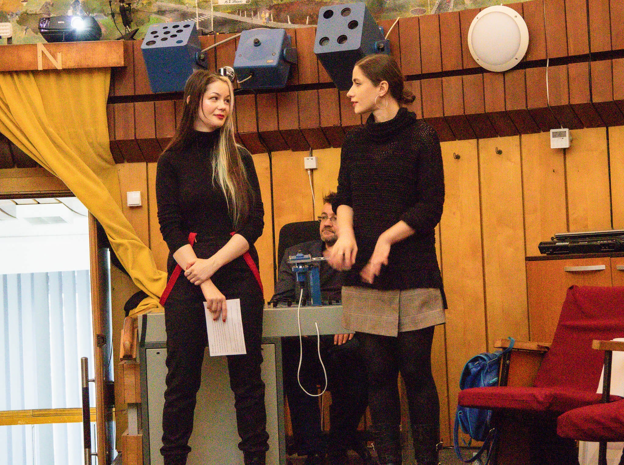 Andreea Juduc presenting her work