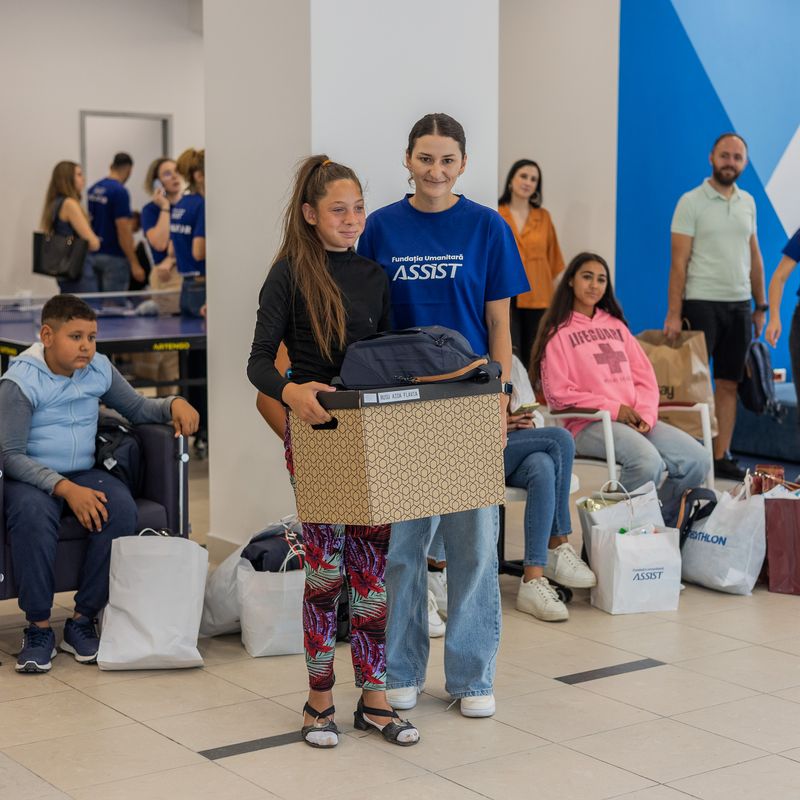 Children  from Țâmpoceni hamlet visiting ASSIST Software