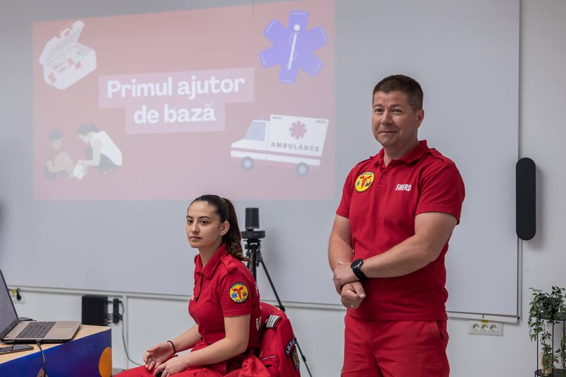 Tu_stii_cum_sa_acorzi_primul_ajutor_in_caz_de_urgenta_medicala_Fundatia_Umanitara_ASSIST_Suceava