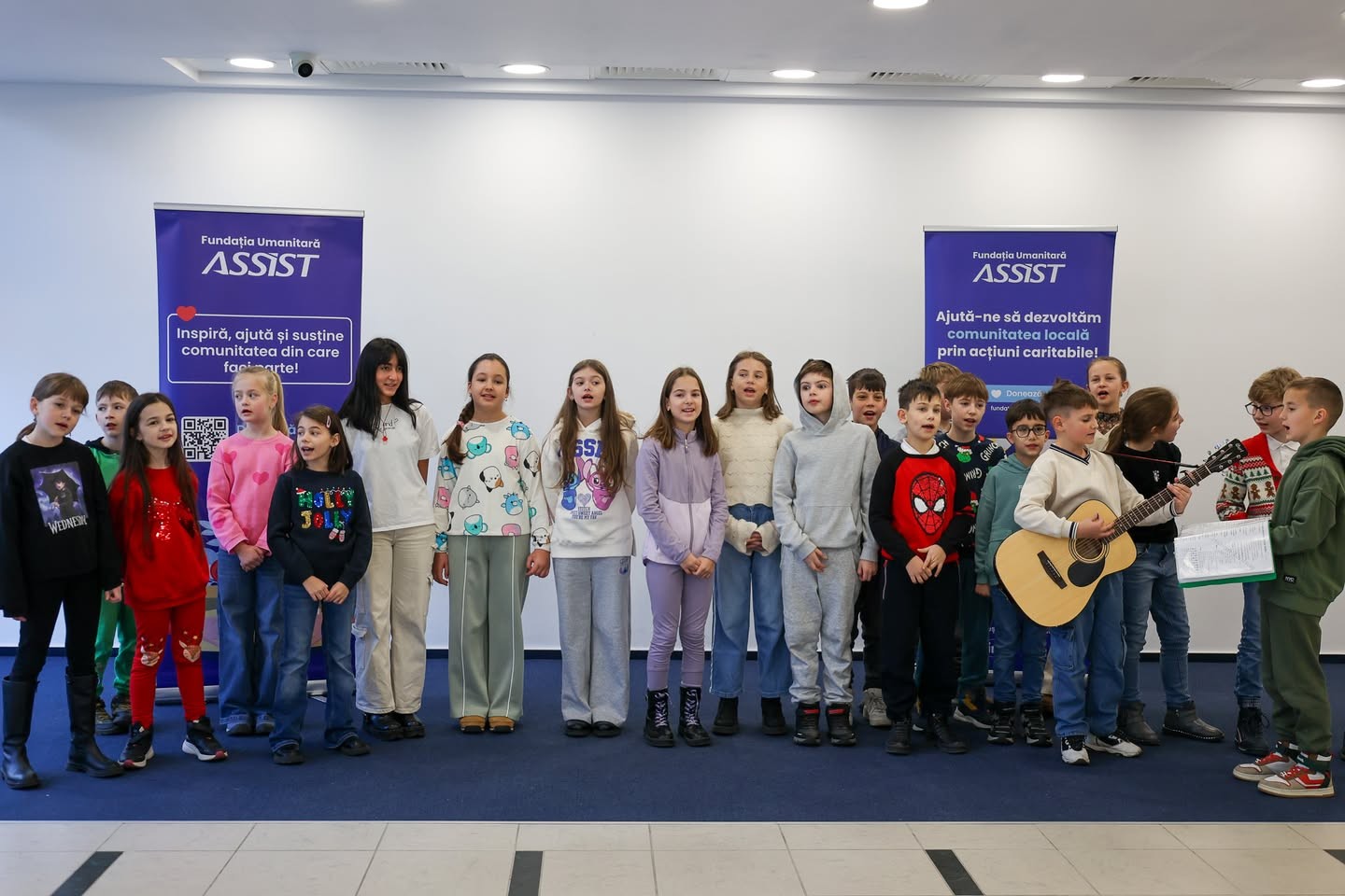 Decembrie Fundatia Umanitara ASSIST