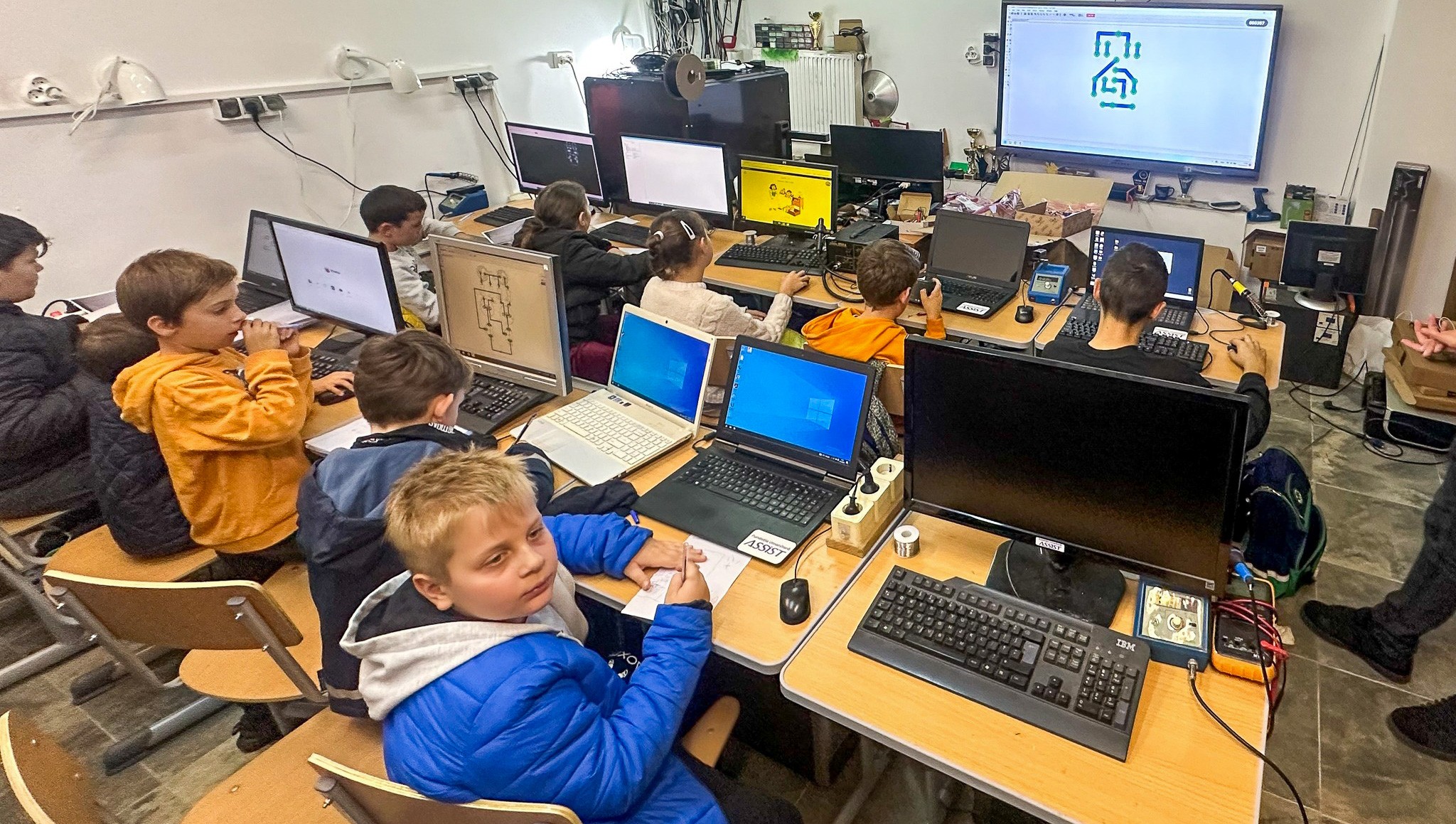 Fundatia Umanitara ASSIST Donatie Palatul Copiilor