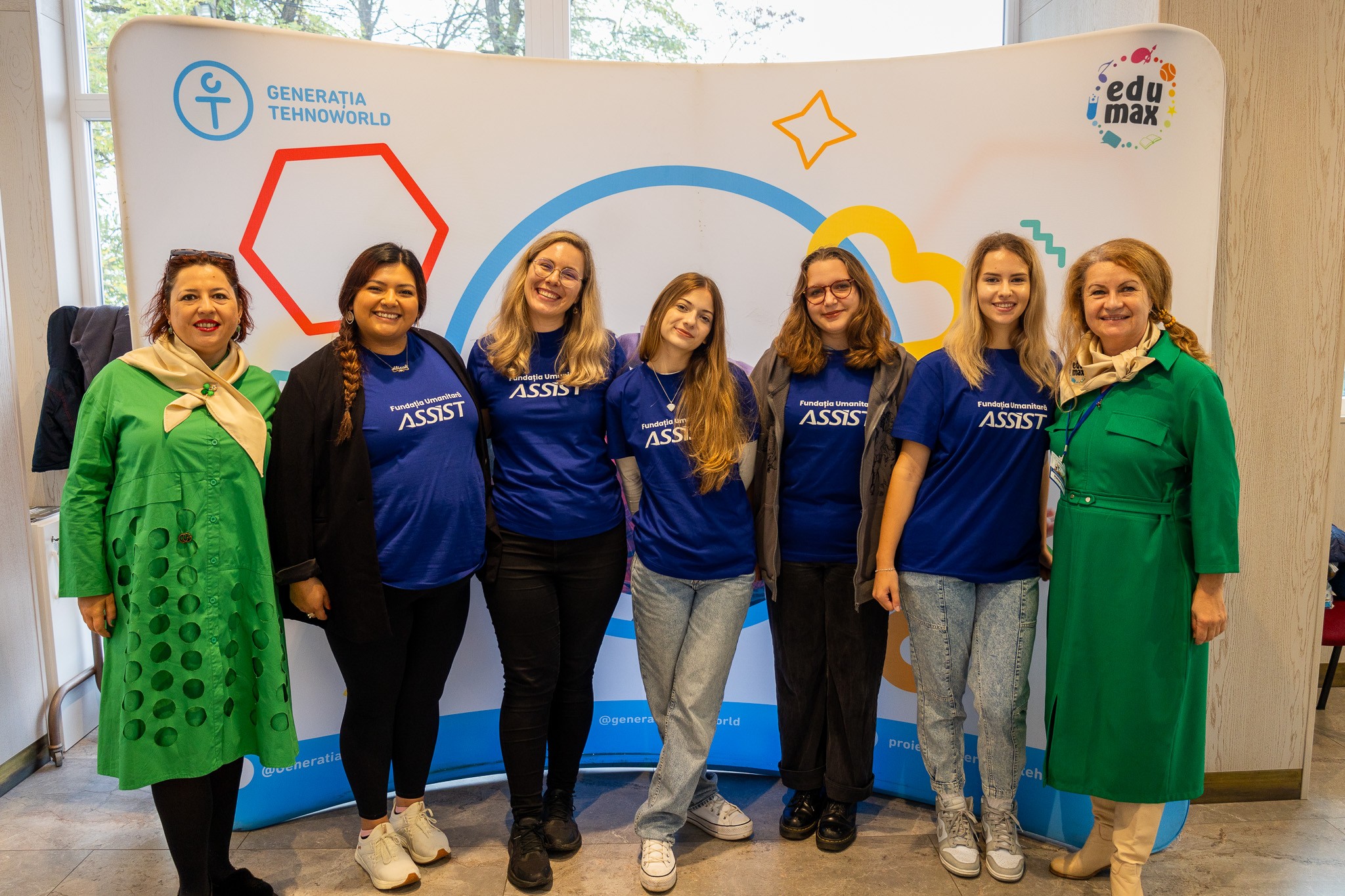 ASSIST Humanitarian Foundation volunteers and EduMax representatives at the Early Time Education