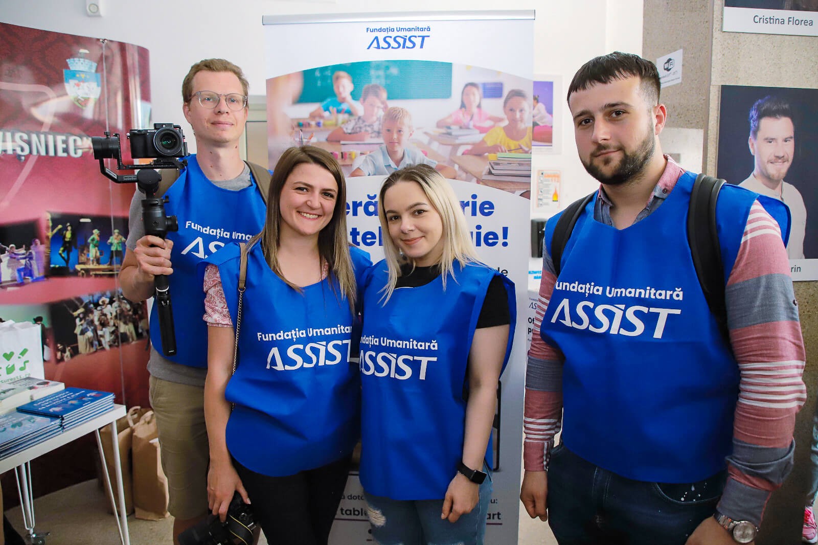 Fundatia Umanitara ASSIST - spectacol de teatru pentru refugiatii din Ucraina