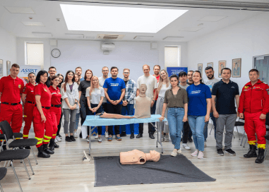 Wissen Sie, wie man in einem medizinischen Notfall Erste Hilfe leistet?