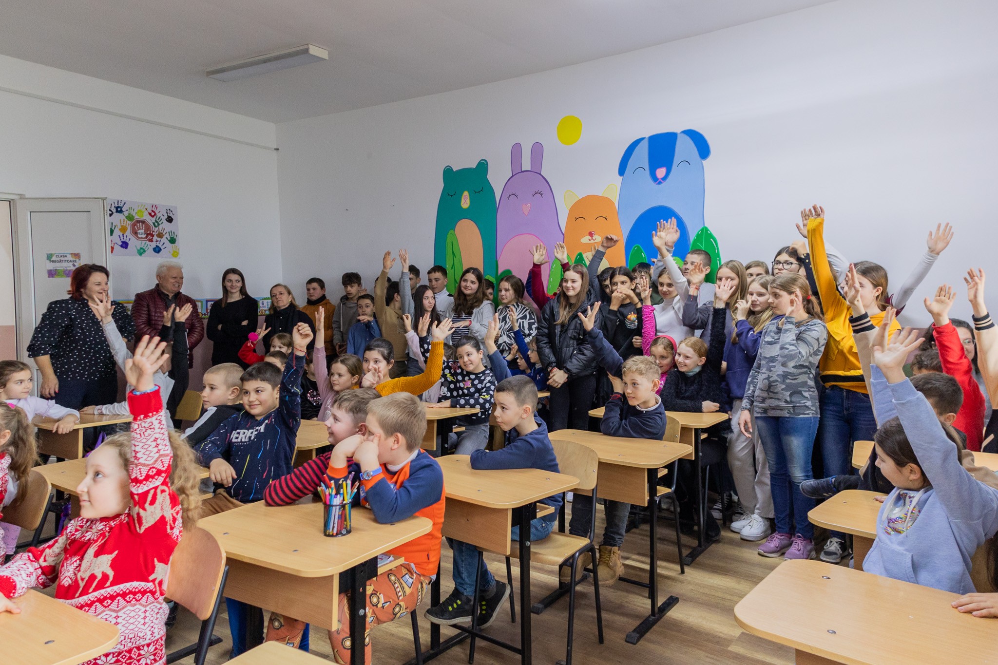 Students, teachers and volunteers at the Fantanele Middle School