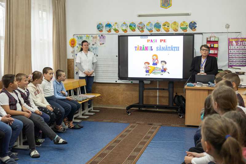 Caravana_Educationala_Fundatia_Umanitara_ASSIST_2