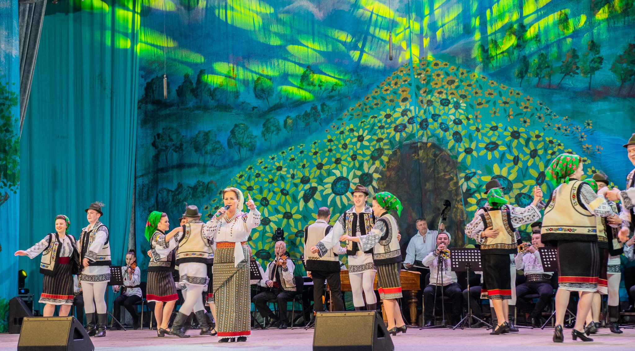 Spectacol_Aniversar_Arcanul_Fundatia-Umanitara_ASSIST_Suceava_5