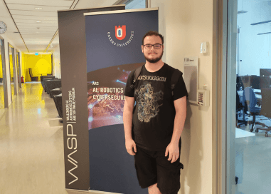 Cum susține Fundația Umanitară ASSIST performanța tinerilor: Stagiu Erasmus+ în Suedia pentru un student USV 