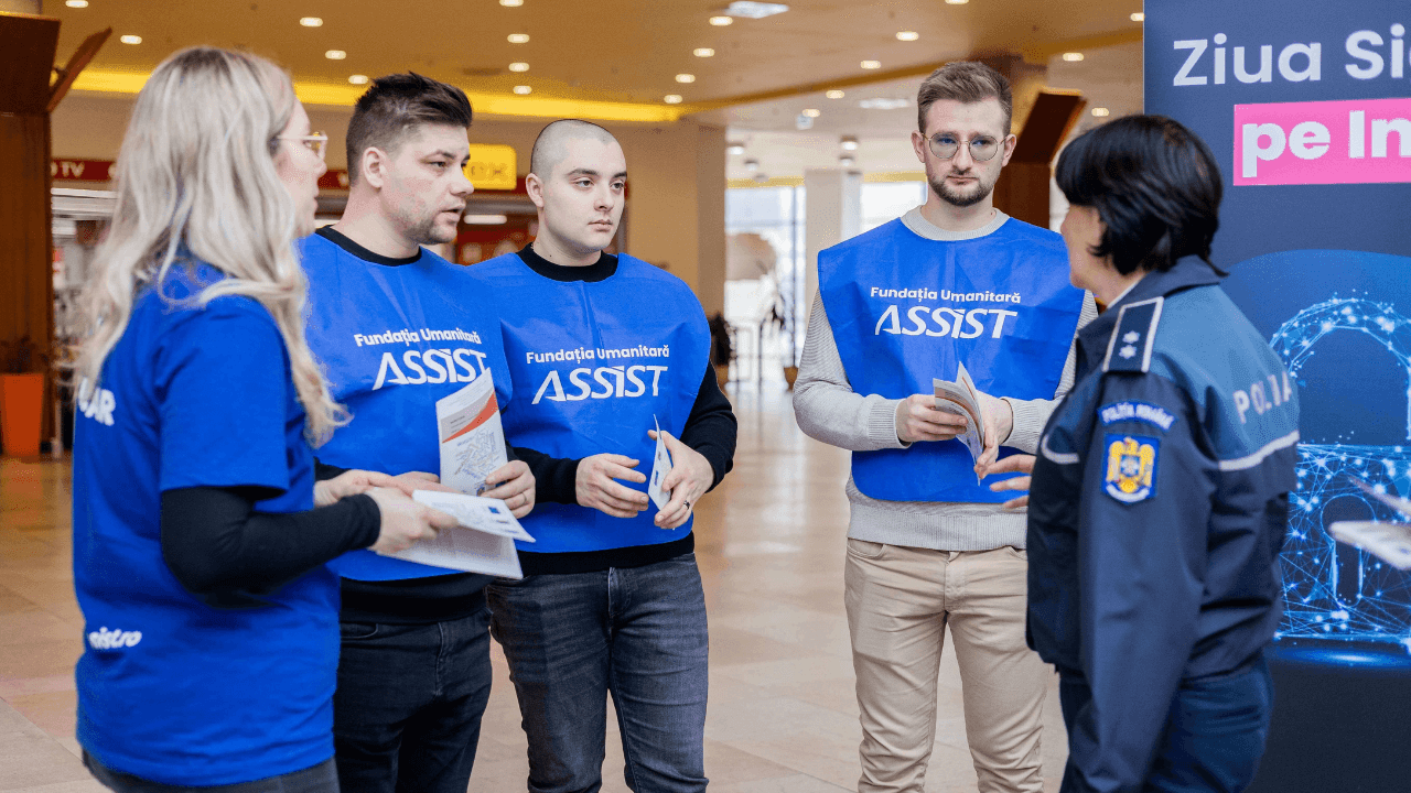 Fundația Umanitară ASSIST susține Educația pentru siguranță în era digitală - Suceava