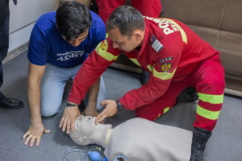 First aid technique practice