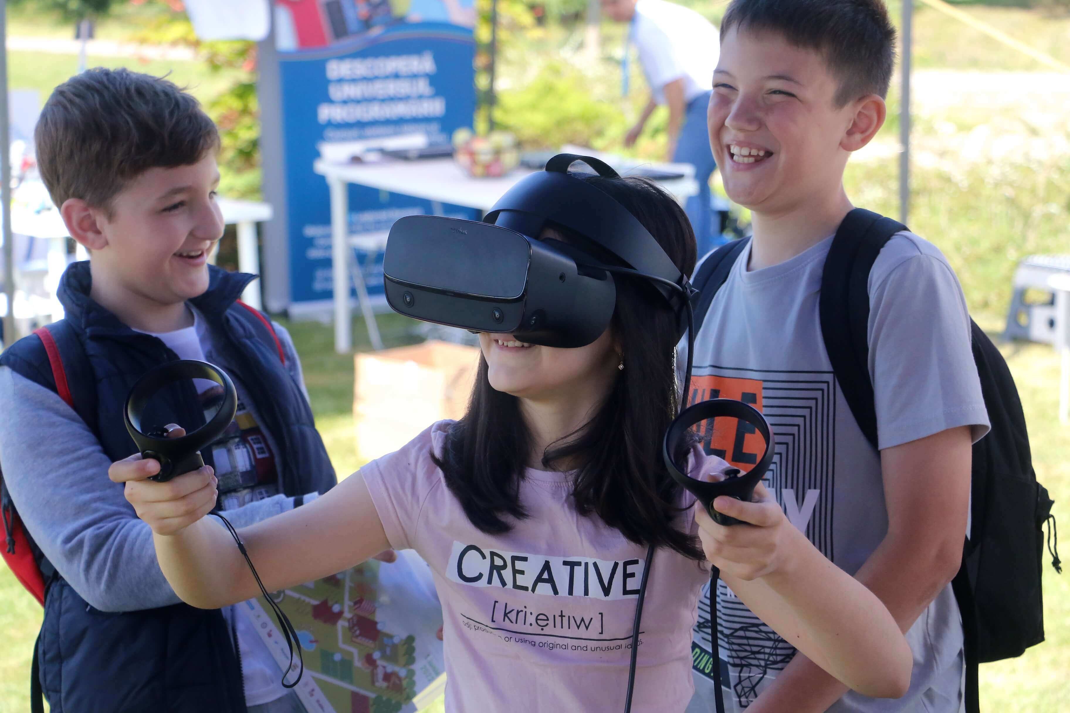 Fundatia Umanitara ASSIST - Ziua Copilului - Festivalul de joaca Taramul Copiilor - Suceava