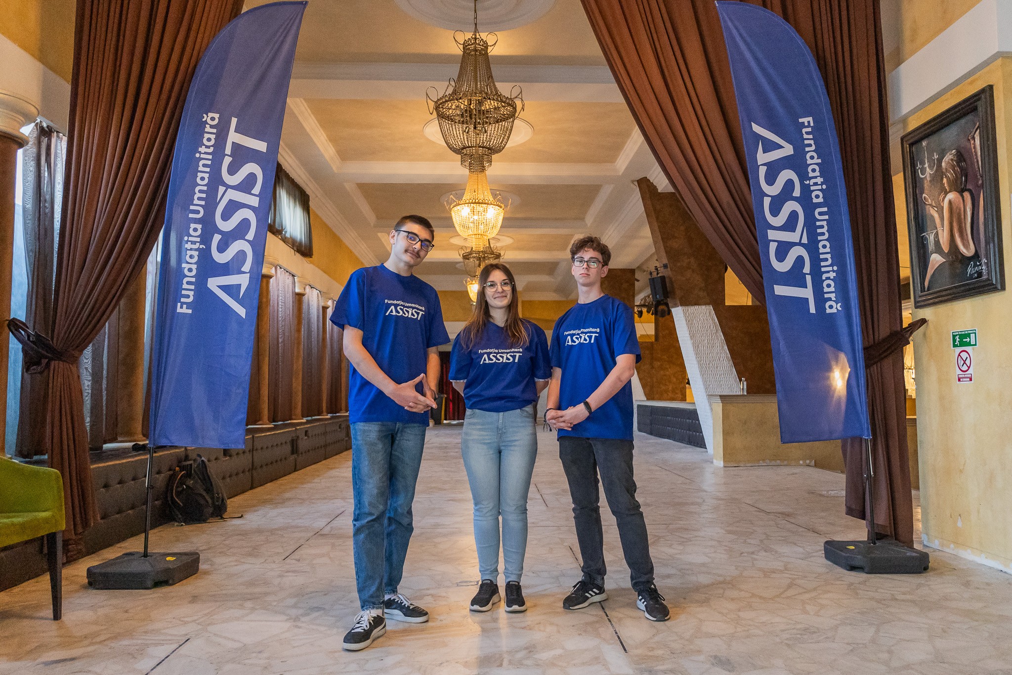 Voluntarii Fundatiei ASSIST la Festivalul National ”Pe Obcina Neamului”