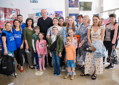 Premieră în Suceava: Spectacol de teatru pentru refugiații din Ucraina