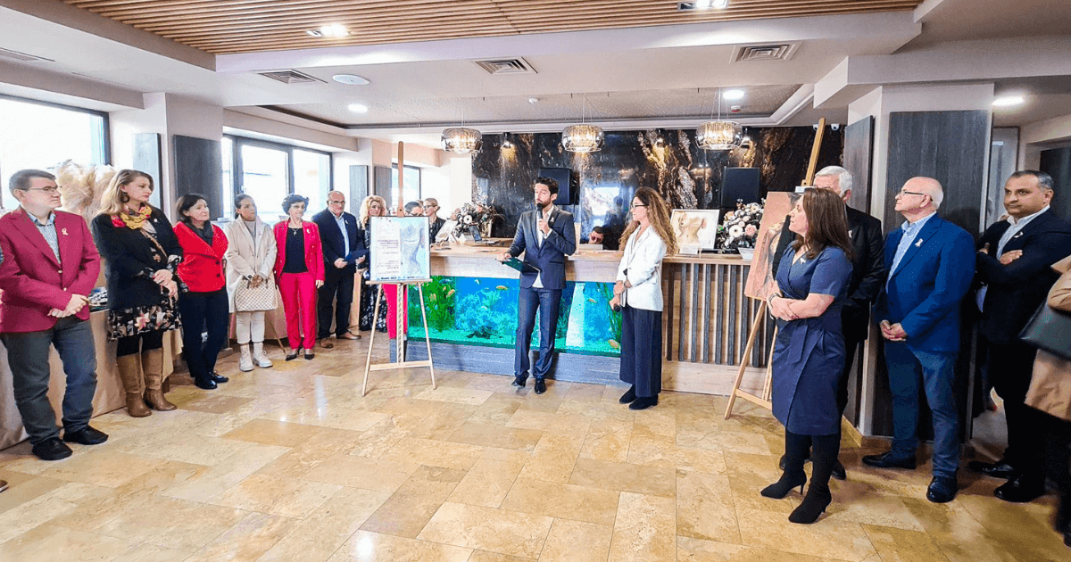 Fundația Umanitară ASSIST se alătură luptei împotriva cancerului la sân - Suceava