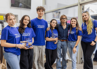 Actorul Marius Manole susține renovarea sălii de spectacole de la Colegiul de Arte