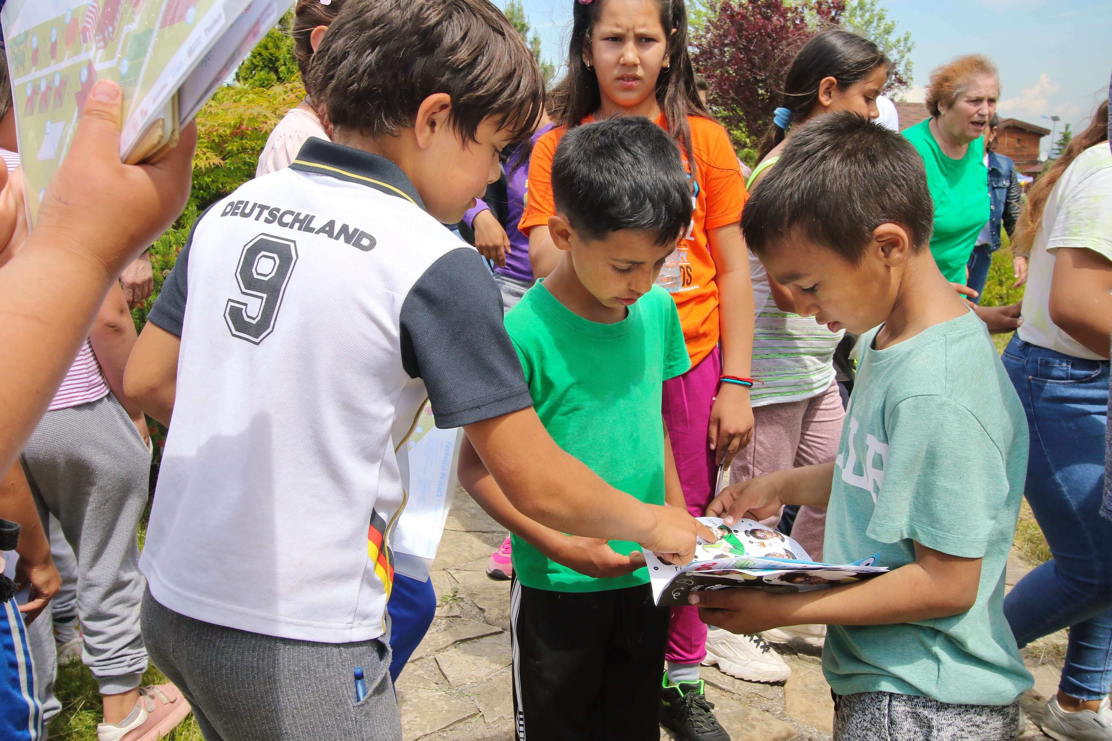 Fundatia Umanitara ASSIST - Ziua Copilului - Festivalul de joaca Taramul Copiilor - Suceava