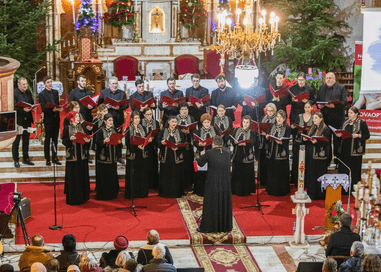 Spenden in Höhe von 74.000 Lei für die Kinderstation beim Weihnachts-Benefizkonzert der Humanitären Stiftung ASSIST