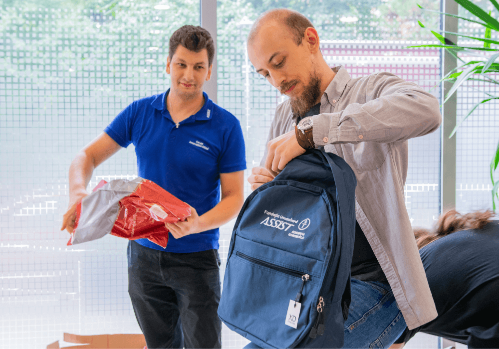 122 de ghiozdane donate la evenimentul Ritm și improvizație pentru o viață sănătoasă - Fundatia Umanitara ASSIST