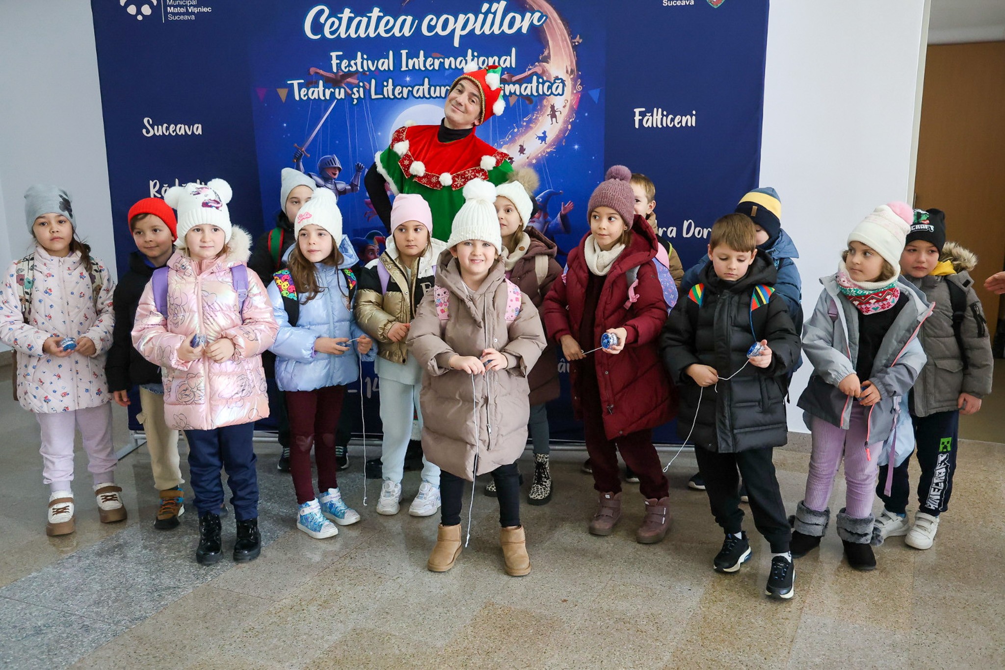 Decembrie Fundatia Umanitara ASSIST