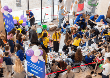 De Ziua Copilului, 450 de copii au transformat Iulius Mall Suceava într-o pânză de pictură